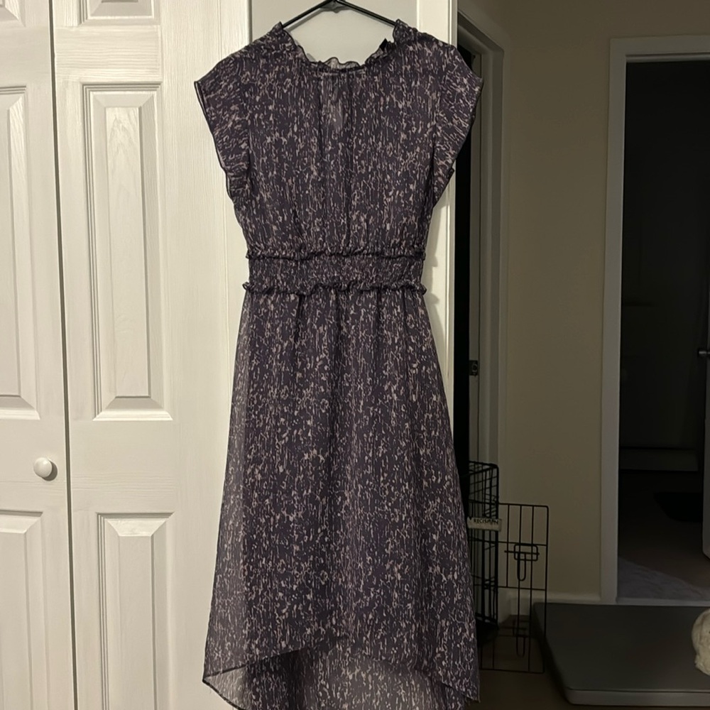 Simply Vera Vera Wang size medium purple pattern dress